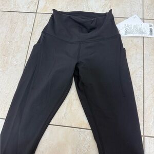 lululemon athletica Wunder Train w/pockets  Black Leggings 6 (25”)